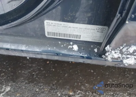 2011 Audi A4 2.0T Premium z USA, uszkodzony, nr VIN WAUFFAFLXBN050441